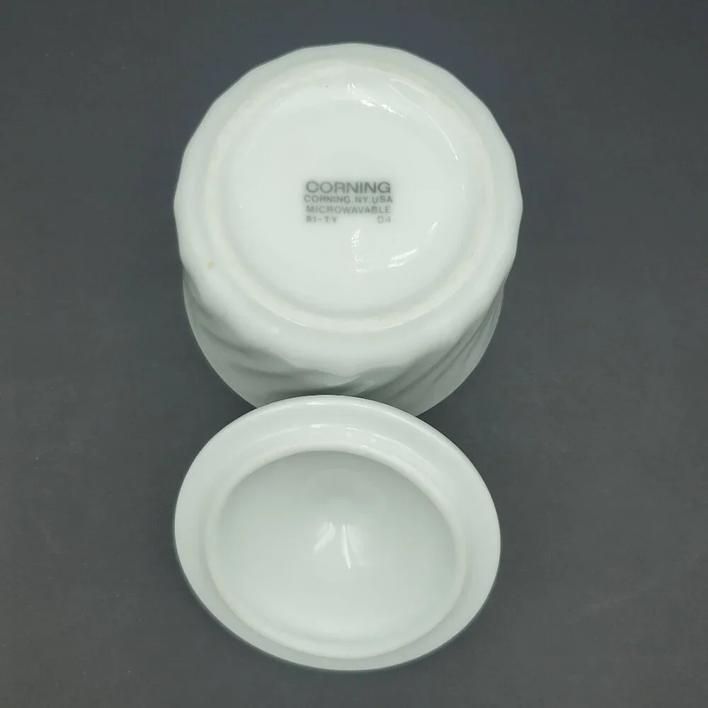 Corning White Swirl Sugar Bowl with Knob Lid Corelle White Stoneware Sugar Bowl